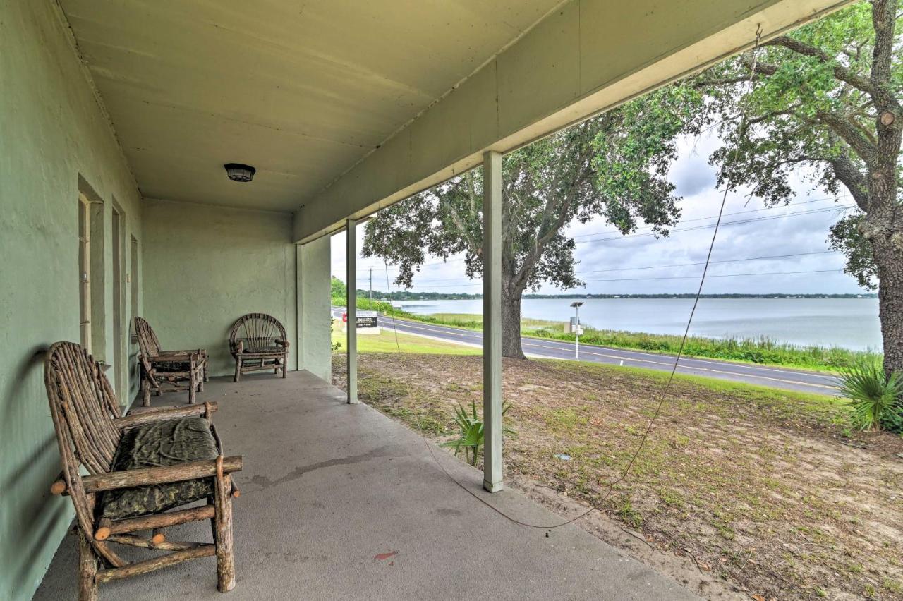 Pet-Friendly Auburndale House With Lake Views! Buitenkant foto