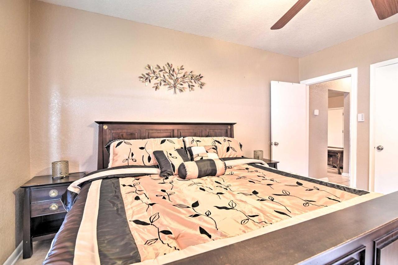 Pet-Friendly Auburndale House With Lake Views! Buitenkant foto