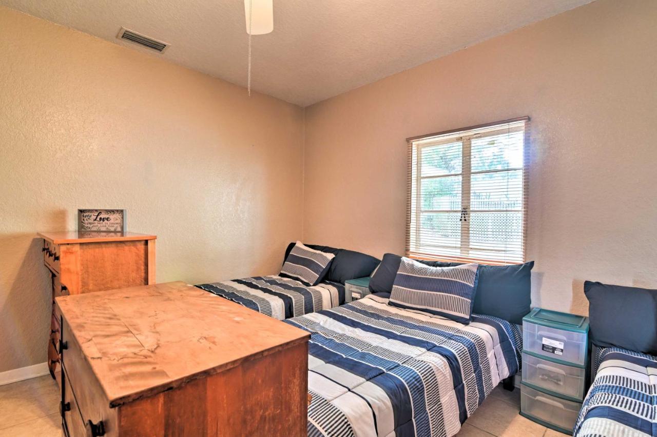 Pet-Friendly Auburndale House With Lake Views! Buitenkant foto
